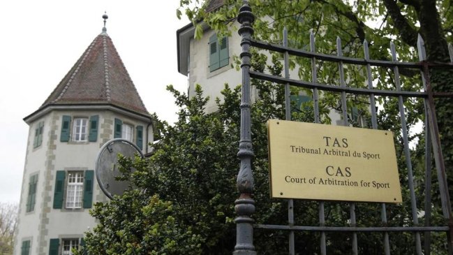 TAS rechazó recursos de clubes de fútbol suizos contra cancelación de liga