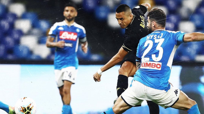 Inter de Alexis Sánchez quedó eliminado de la Copa Italia tras empatar ante Napoli