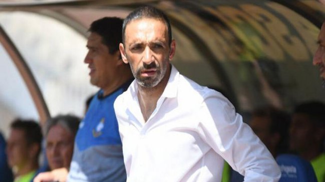 Juan Manuel Azconzábal dejará de ser el técnico de Deportes Antofagasta