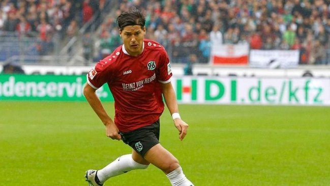 Miiko Albornoz se convirtió en agente libre tras terminar contrato con Hannover 96