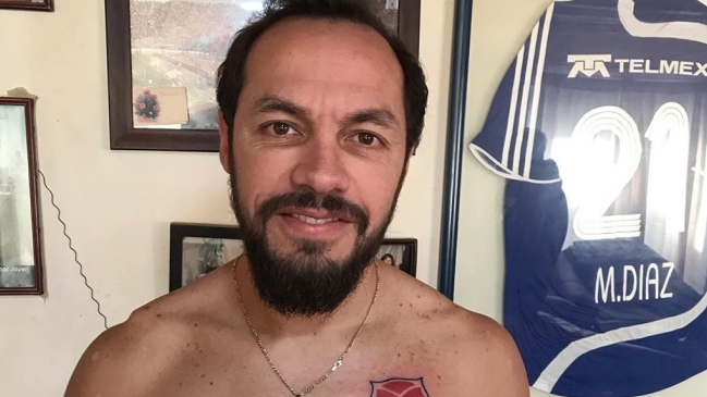 Lo lleva en la piel: Marcelo Díaz se tatuó la insignia de la U