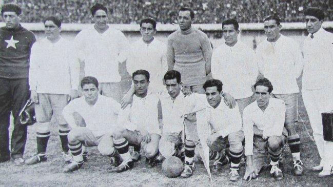 Libro "Yo iba entre las canchas" reveló inédito diario de vida de crack chileno en el Mundial de 1930
