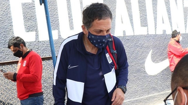 Mario Salas debutó al mando de Alianza Lima con un empate