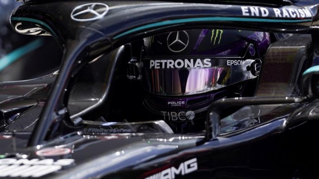 Lewis Hamilton: "Hay una gran diferencia entre nuestros Mercedes y el tercero"