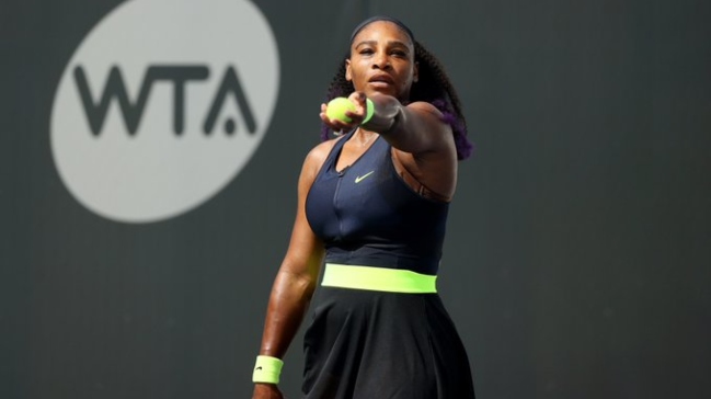 Serena Williams volvió a la acción con una victoria en el WTA de Lexington