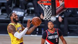 Los Lakers vencieron a Portland en el quinto partido y se metieron en las semis del Oeste
