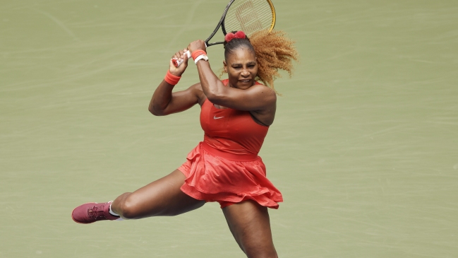 Serena Williams reaccionó a tiempo ante Pironkova y entró a semifinales del US Open