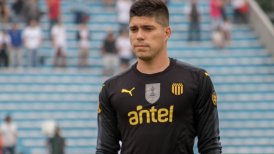 Arquero de Peñarol: Esperamos hacer un gran partido ante Colo Colo