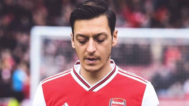 DT de Arsenal liquidó a Mesut Ozil: Es difícil para él entrar en el equipo titular
