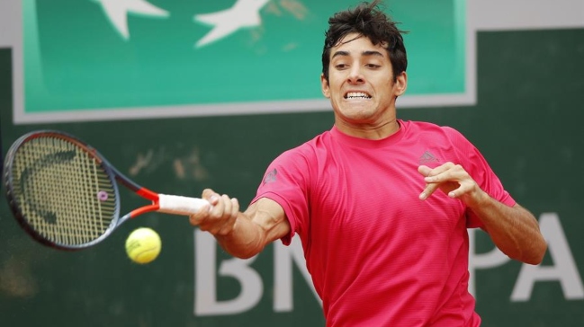 Cristian Garin sacó adelante un difícil partido y avanzó a segunda ronda en Roland Garros