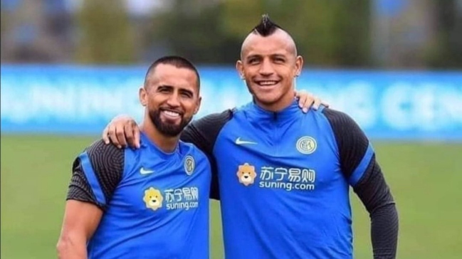El divertido cambio de cara que hicieron Alexis y Vidal en una foto