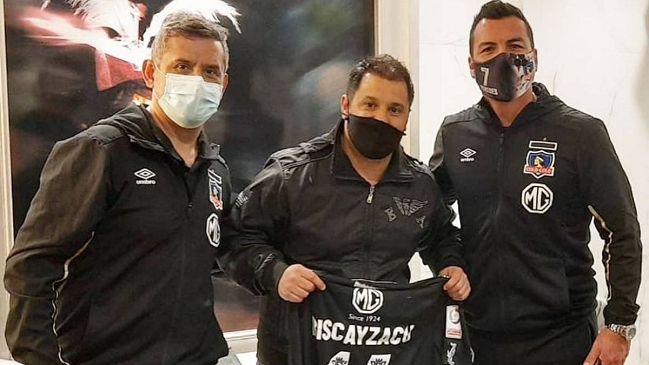 Prensa uruguaya acusó que Colo Colo rompió la burbuja sanitaria en Montevideo
