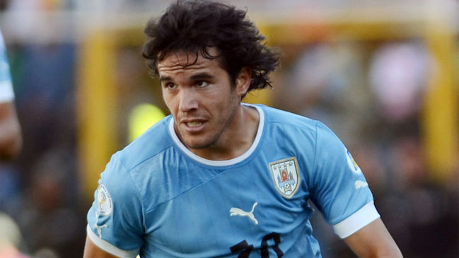 Ex seleccionado uruguayo Alvaro González: Chile tiene buenos jugadores, no será un rival fácil