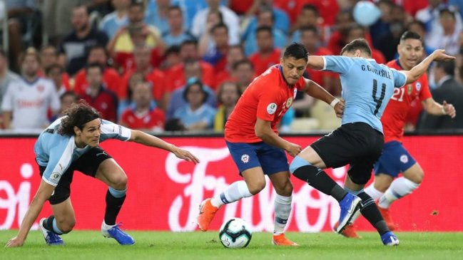 Chile buscará un triunfo histórico ante Uruguay para iniciar las Clasificatorias con el pie derecho
