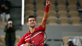 Djokovic evitó la remontada de Tsitsipas y se citó con Nadal en la final de Roland Garros
