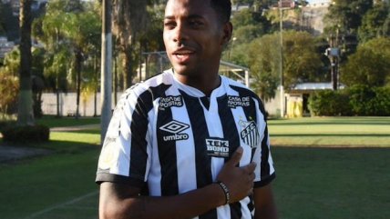Santos suspendió el fichaje de Robinho tras presiones por su condena en Italia