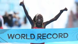 La keniana Peres Jepchirchir se coronó campeona con nuevo récord mundial en medio maratón