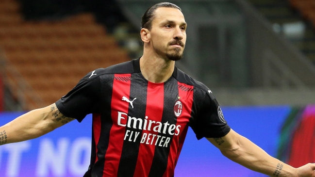 Zlatan Ibrahimovic se exhibió con dos goles en intenso empate de AC Milan y AS Roma
