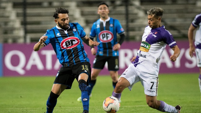 Huachipato sufrió dura caída ante Fénix y quedó con la clasificación cuesta arriba