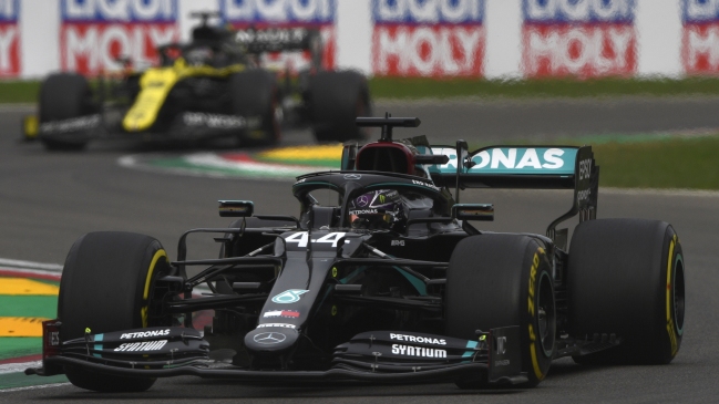 Hamilton se impuso en Imola y Mercedes ganó el Mundial de Constructores