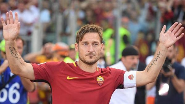 Francesco Totti dio positivo por coronavirus