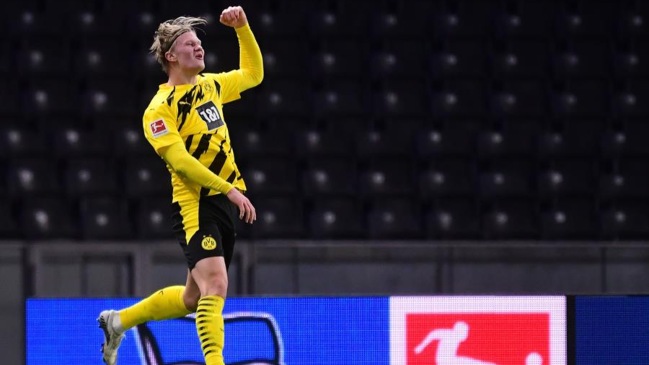 Erling Haaland marcó un "póker" en contundente triunfo de Borussia Dortmund sobre Hertha Berlín