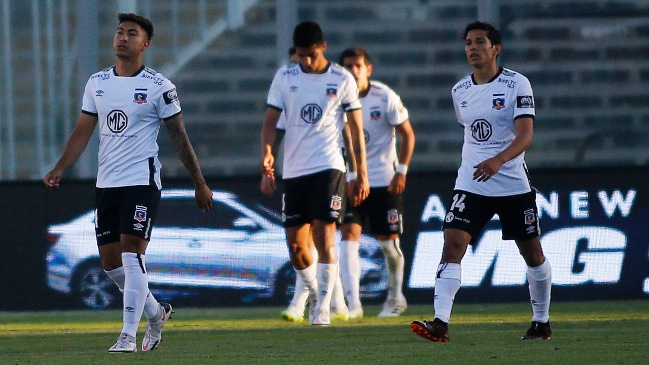 Colo Colo perdió ante Curicó y por primera vez terminó la fecha como colista del Campeonato