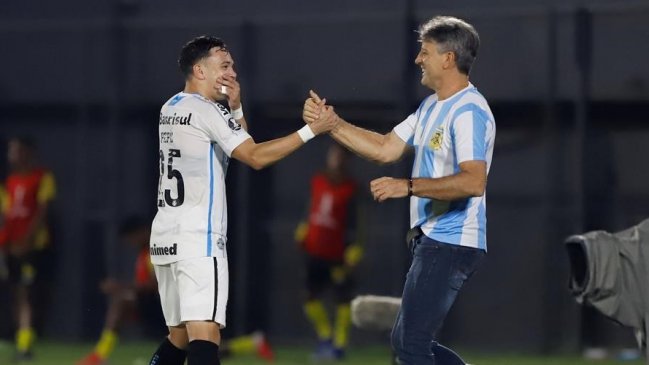 Gremio de César Pinares doblegó a Guaraní en Paraguay y puso un pie en cuartos de final de la Libertadores