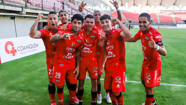 Ñublense estiró levemente su ventaja en la Primera B tras igualar ante Deportes Valdivia