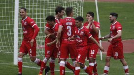Deportes Valdivia cortó mala racha tras vencer a San Marcos de Arica en duelo pendiente de la Primera B