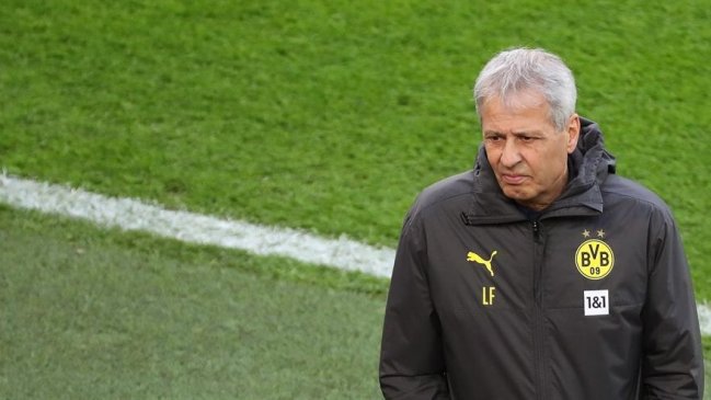 Borussia Dortmund despidió a su técnico por malos resultados en la Bundesliga