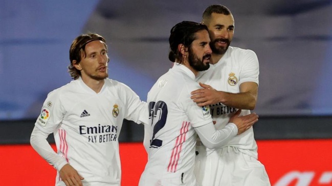 Real Madrid acechó el liderato de la liga española tras batir a Athletic de Bilbao