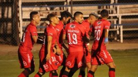 Ñublense y Deportes Temuco se ponen al día en la Primera B