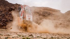 Piloto debutante sufrió espectacular accidente y se fracturó la clavícula en el Dakar 2021