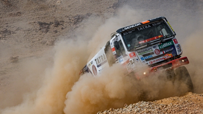 Ignacio Casale mantuvo el sexto puesto en camiones tras la quinta etapa del Dakar 2021
