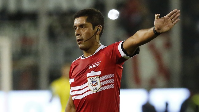Arbitro chileno Nicolás Gamboa ascendió a categoría FIFA