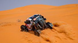 Francisco López sufrió problema mecánico y salió del podio tras la sexta etapa del Dakar