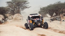 ¡"Chaleco" campeón! Francisco López ganó la categoría de vehículos ligeros en el Dakar