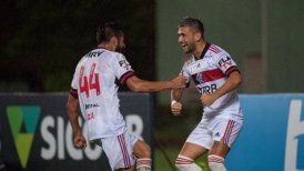 Flamengo goleó a Goiás con Mauricio Isla de titular y se volvió a prender en el Brasileirao