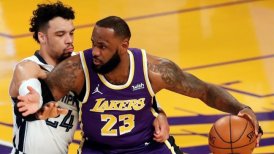 LeBron James y Anthony Davis lideraron soberbia reacción de Los Angeles Lakers ante Grizzlies