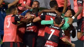 Flamengo de Mauricio Isla se proclamó bicampeón del Brasileirao en dramática fecha final