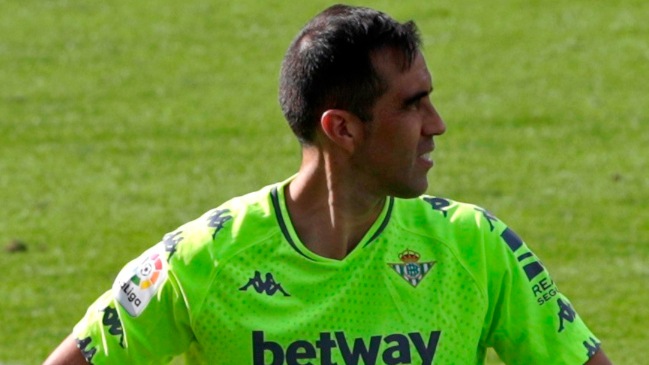 Manuel Pellegrini: Claudio Bravo tiene que esperar su momento de reaparecer