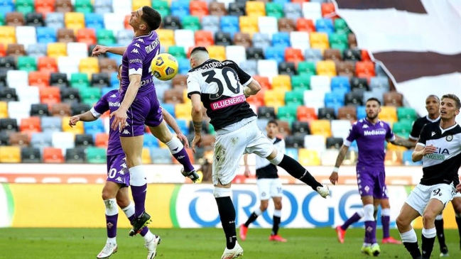 Erick Pulgar fue titular en caída de Fiorentina ante Udinese
