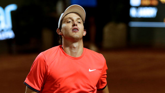 Nicolás Jarry tropezó en una gran batalla ante Frances Tiafoe y se despidió del ATP de Santiago