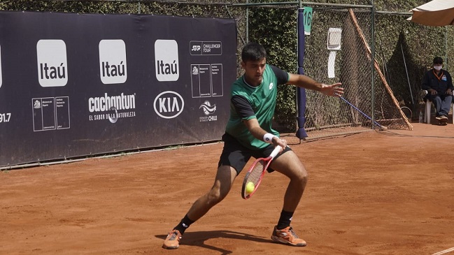 Tomás Barrios avanzó a la final del Challenger de Santiago tras retiro de Felipe Meligeni