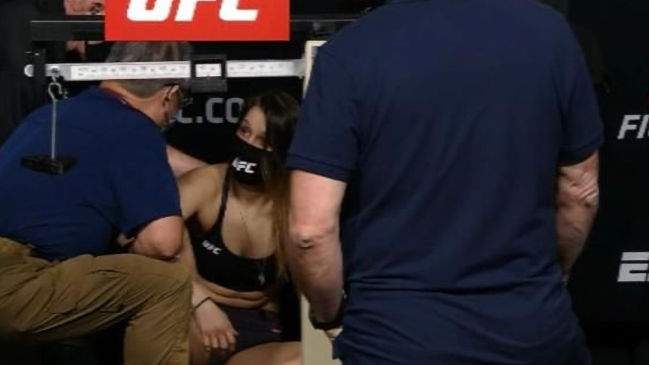 Peleadora lituana se desmayó en ceremonia de pesaje previo a evento de la UFC