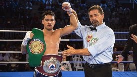 Boxeador brasileño fue retenido en aeropuerto de México y perdió sin pelear su título de campeón