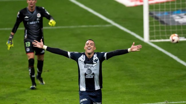 Rogelio Funes Mori alcanzó a Humberto Suazo como el máximo goleador histórico de Monterrey