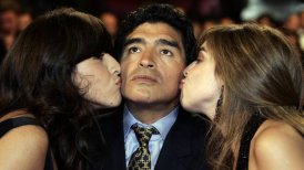 Abogado de Maradona: Sus hijas le robaron y lo abandonaron