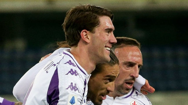 Fiorentina contó con Erick Pulgar en revitalizadora victoria sobre Hellas Verona en Serie A